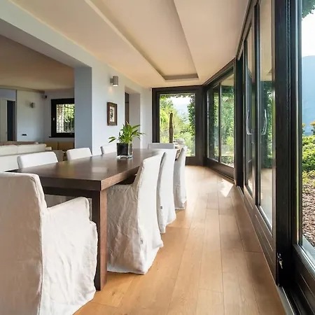 Exquisite Near Cernobbio